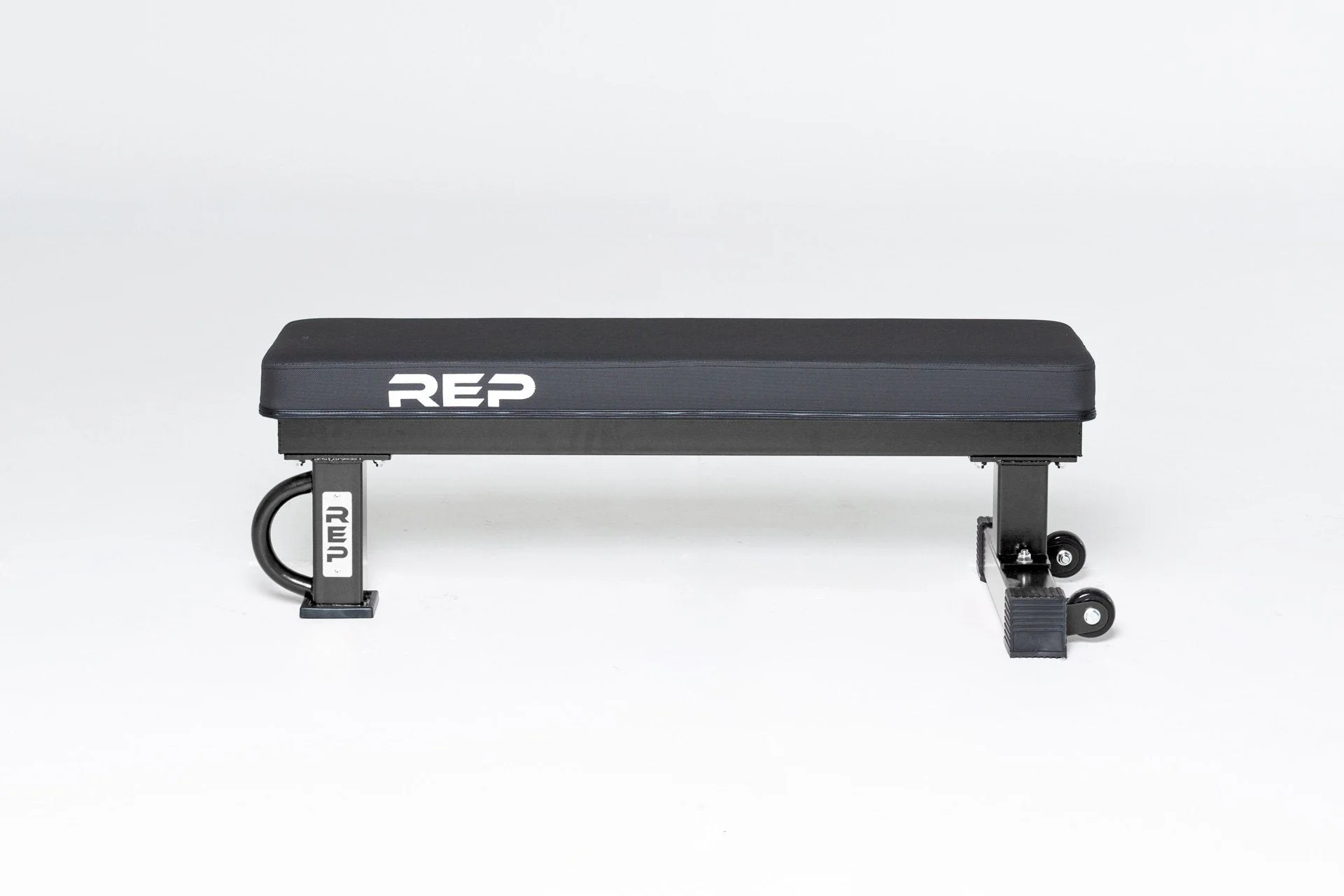 FB-5000 Competition Flat Bench - Image 5