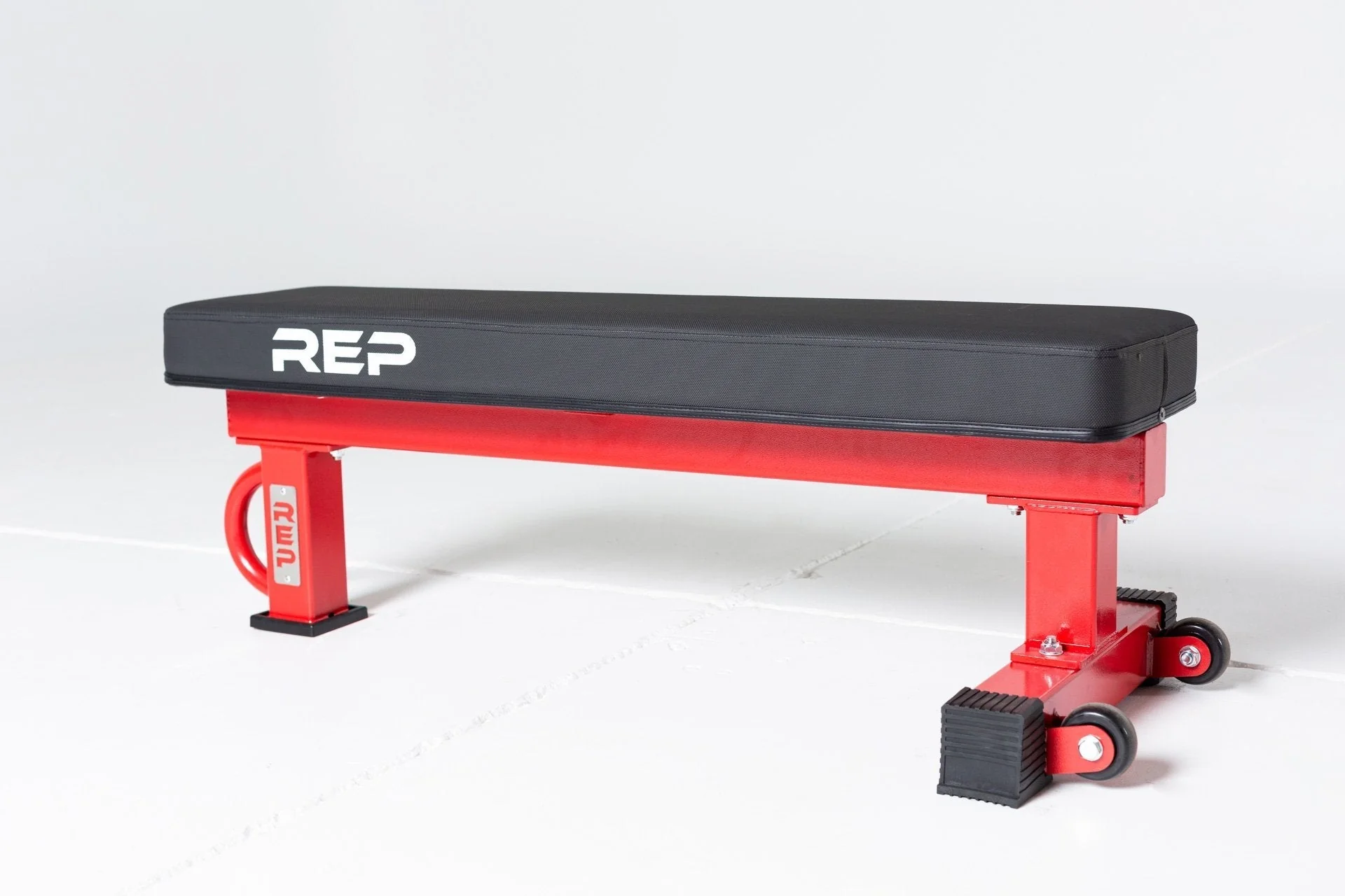 FB-5000 Competition Flat Bench - Image 7
